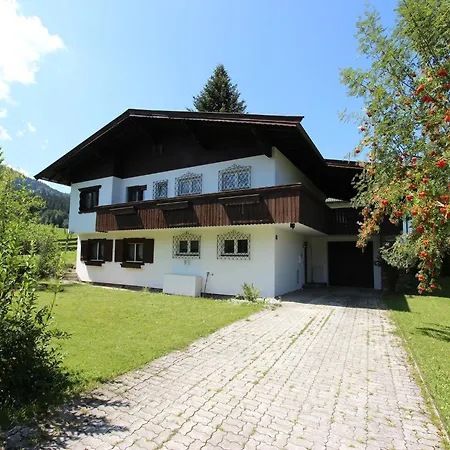 In St Johann Near Slopes Hébergement de vacances